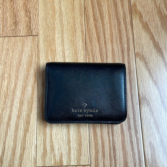 Kate Spade Wallet - Picture 3 of 8